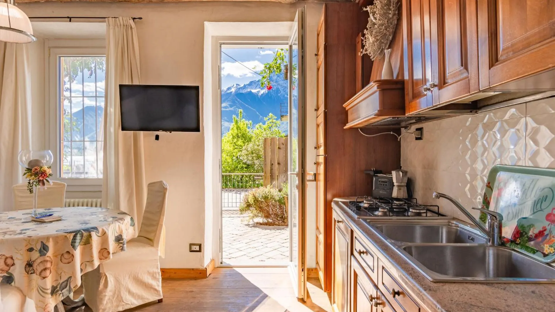 Apartment Smeraldo By Interhome Gera Lario